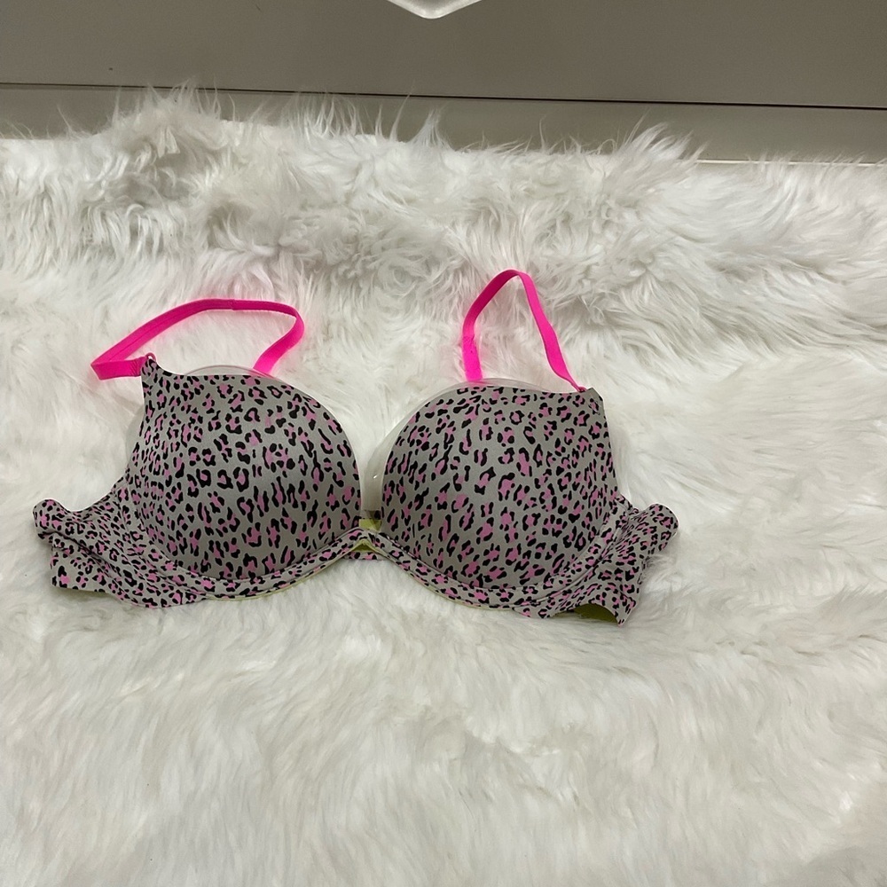 Sexy Little Things by Victorias Secret Rare Leopard Print Bra with Pink Straps